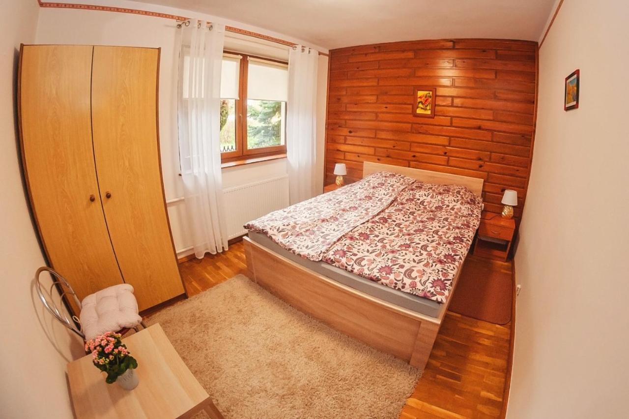 Villa Za Gorami, Za Lasami Myslakowice